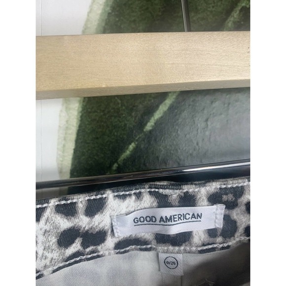 GOOD AMERICAN Size 0 Leopard Print Raw Edge Mini Skirt NWT Msrp $129 - Picture 5 of 8